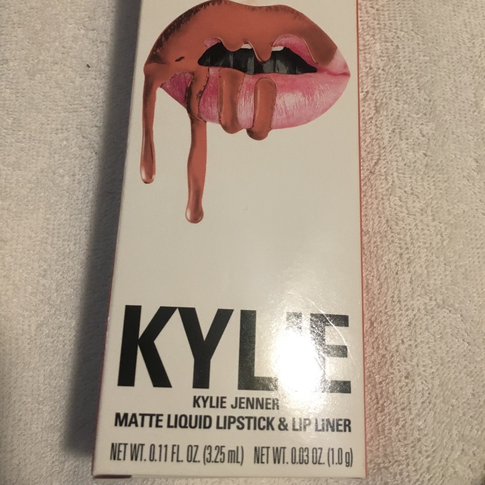 Kylie cosmetics apricot liquid lipstick set
